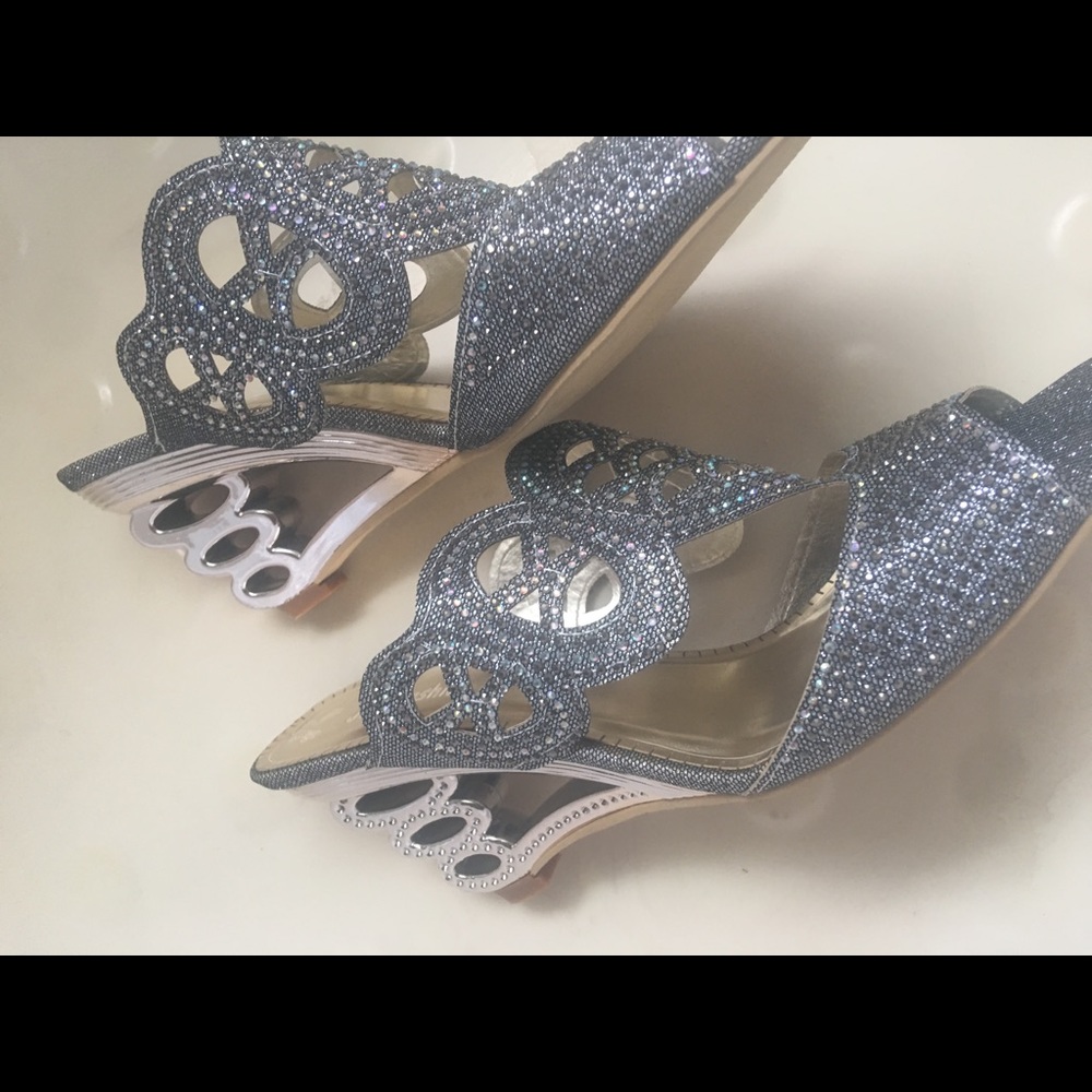 Silver sandals - Picture 2 of 8